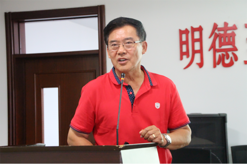 富爾農(nóng)藝科研副總孫書庫博士做《科研助推富爾騰飛》的主題報告